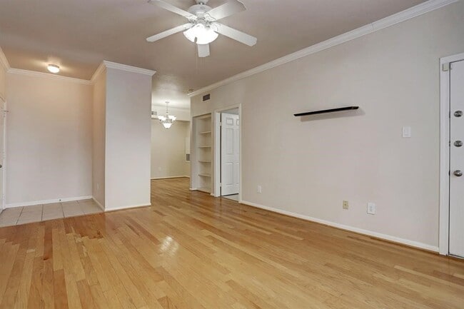 Photo - 2255 Braeswood Park Dr Unit 164
