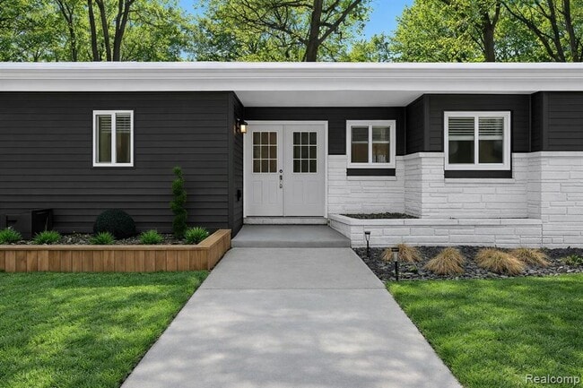 Building Photo - 2566 Harrington Rd