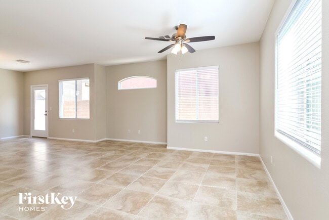 Photo - 624 Summit Valley Ln