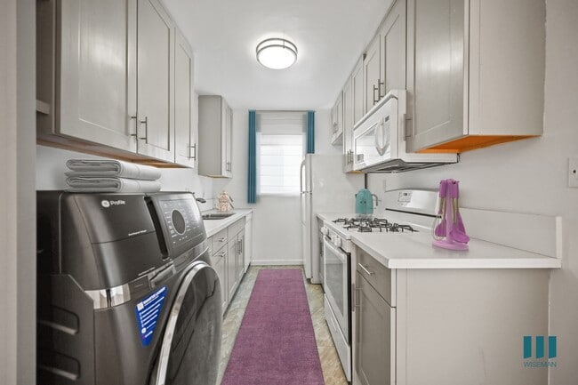 Photo - Romaine Heart by Wiseman