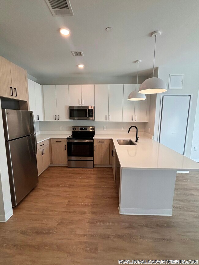 Building Photo - 289 Walk Hill St Unit 328