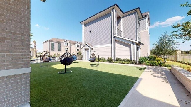 Photo - 24002 Colonial Pkwy Apartment Unit 6111