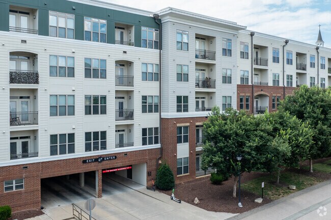 Photo - Elan City Center