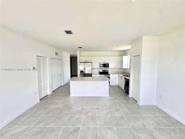 Photo - 2990 SE 23rd Ave