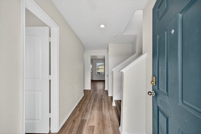 Photo - 8203 Rocky Pebble