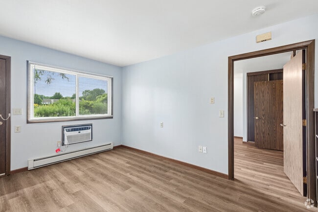 1 dormitorio, 1 baño - 700 pies cuadrados - Sala de estar - Freedom Ring Apartments