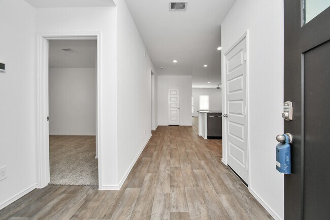 Photo - 2715 Willow Gulch Wy