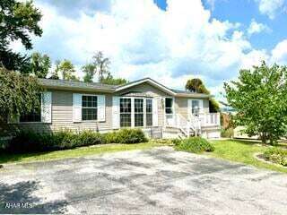 Building Photo - 126 Scenic Rd