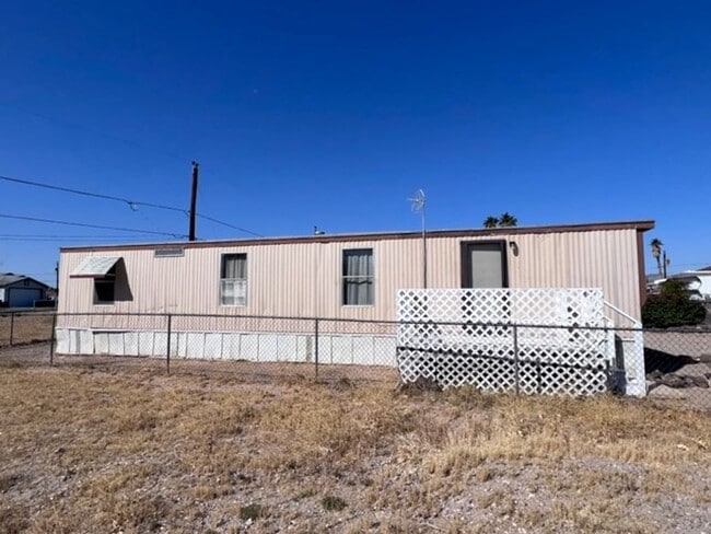 Photo - 2 BR 1BA Manufactured home, Near Rotary Park, Colorado River, marina area