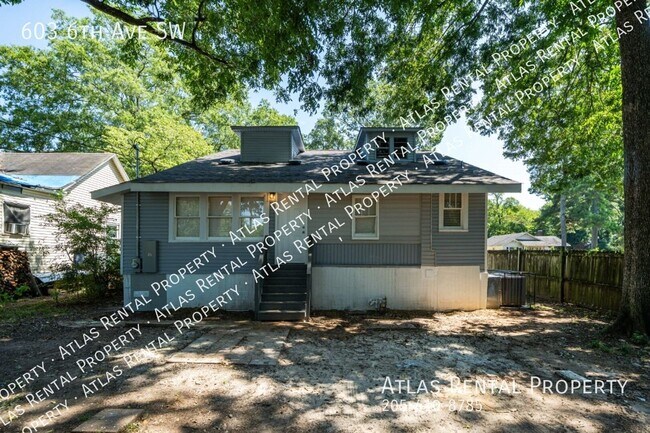 603 6th Ave SW