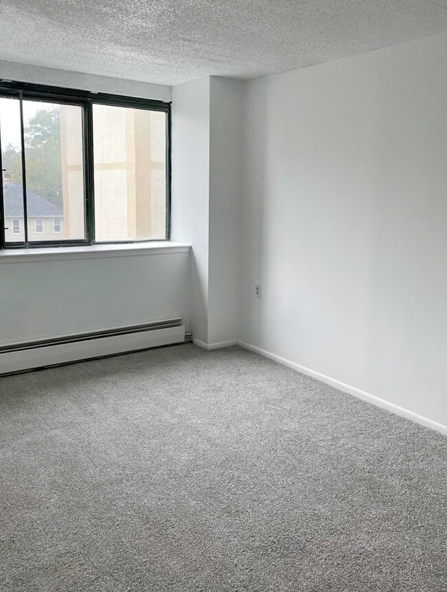 Photo - The Continental at Freehold