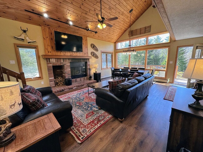 Building Photo - 116 Hannah Loop Unit ID1248434P Rental