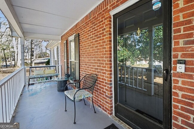 Photo - 8671 Twin Oaks Dr