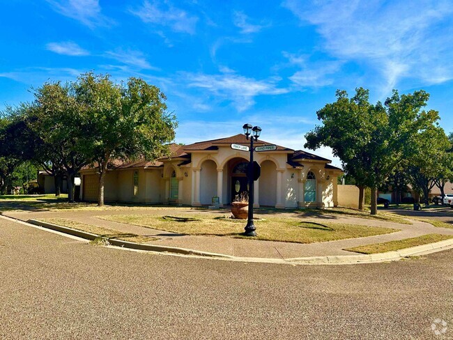 Building Photo - 509 Sandpiper Ln Rental