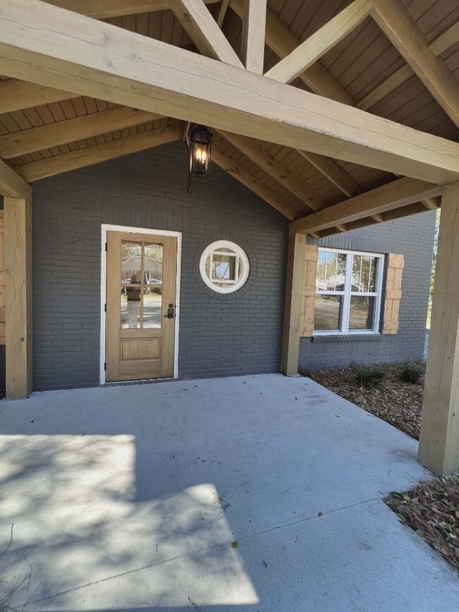 Photo - 152 E Orange St