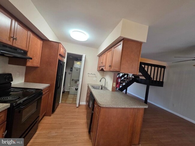 Building Photo - 2529 Cottonwood Ct