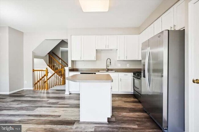 Photo - 13593 Beckingham Dr
