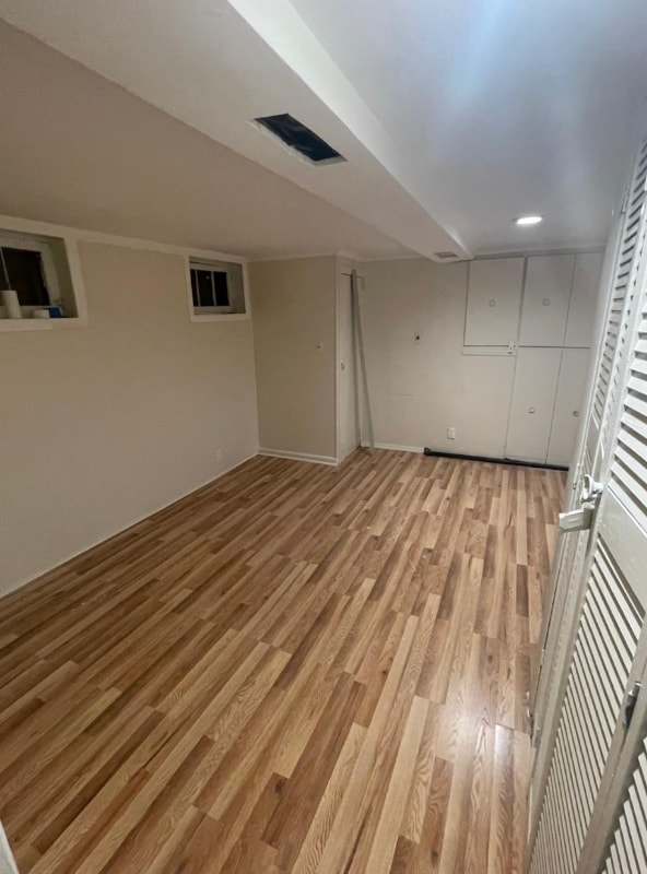 Photo - 595 E 39th St