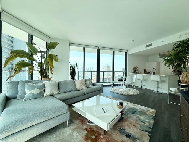 Photo - 501 NE 31st St Unit 3606