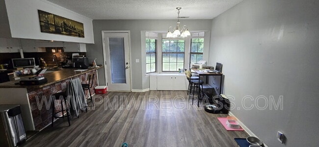 Photo - 115 Blossom Dr