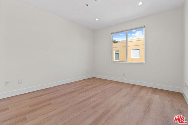 Photo - 4060 Glencoe Ave Unit 314