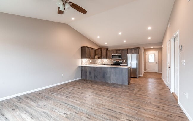 Photo - 1771-MF3-E4 Unit A