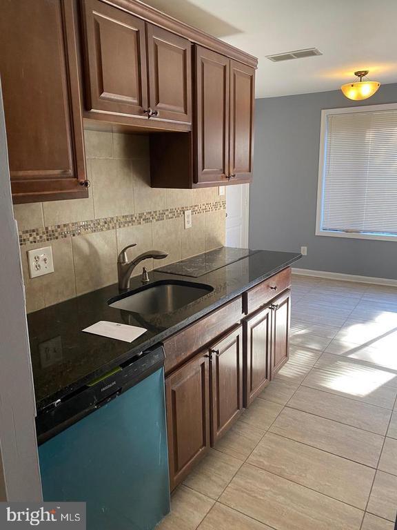8727 Hayshed Ln Unit 32