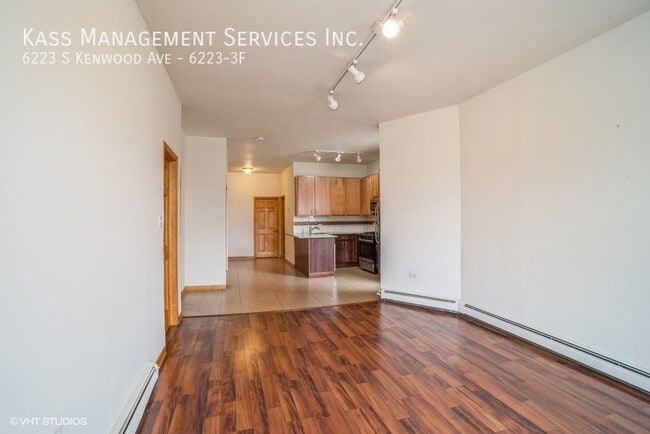 Photo - 6223 S Kenwood Ave Apartment Unit 6223-3F