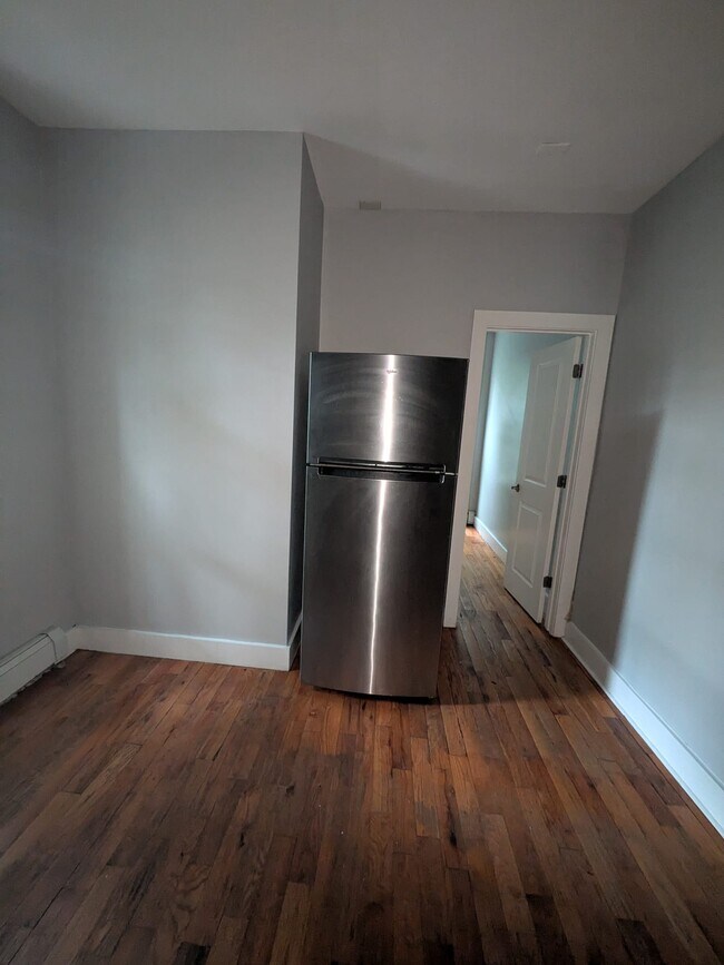 Photo - 134 Wilkinson Ave Unit 3