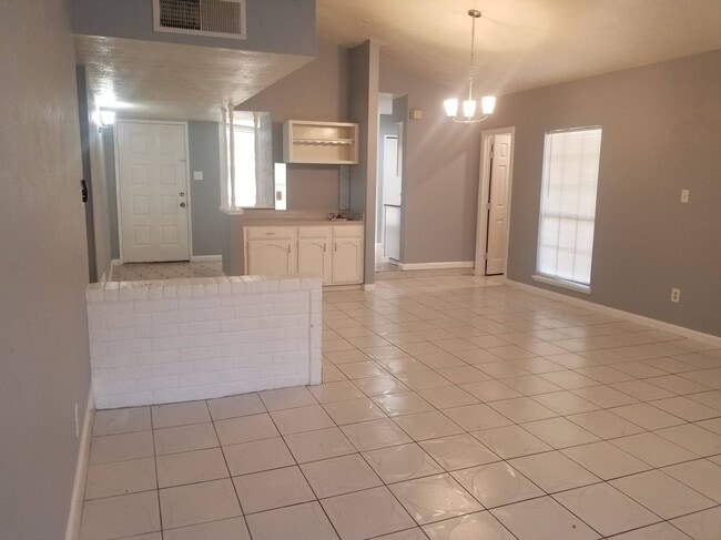 Photo - 8806 Trailridge Forest Dr