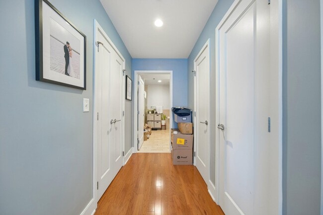 Photo - 1125 Maxwell Ln Unit 1024