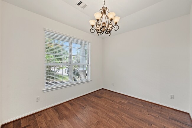 11 Sagamore Ridge Pl