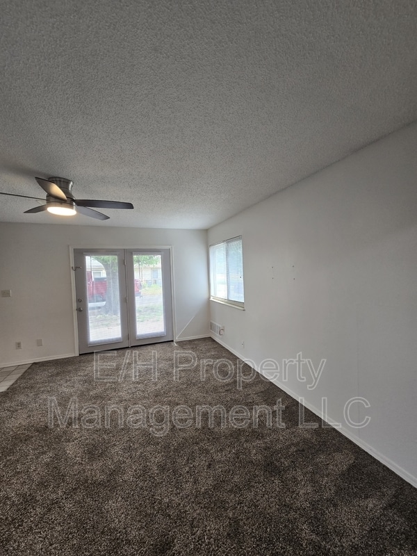 Photo - 437 S Paula Ave