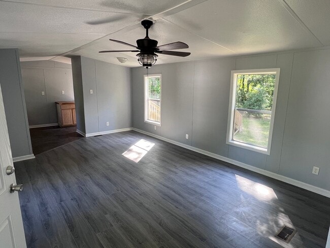 Photo - 1644 Henry Berry Rd
