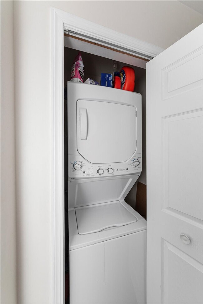 Photo - 1826 W Rice St Unit 4