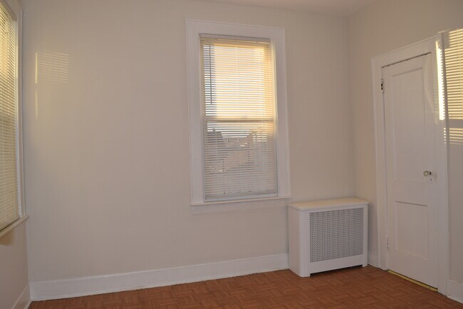 Bedroom (Off Kitchen) - 7 Archibald Ter Unit 2R