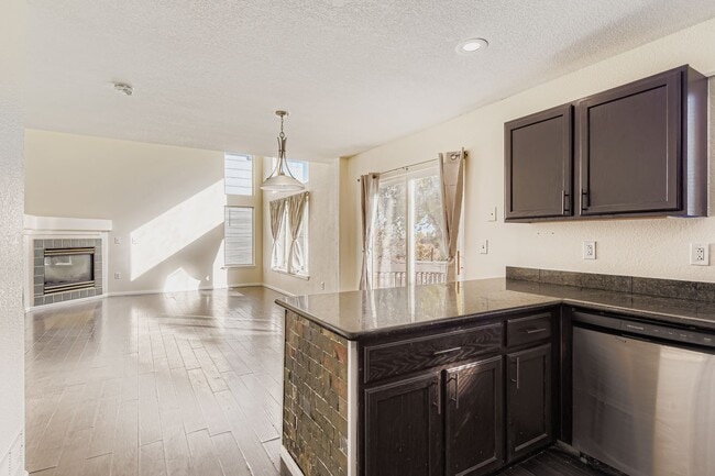 Photo - 10382 S Ravenswood Ln