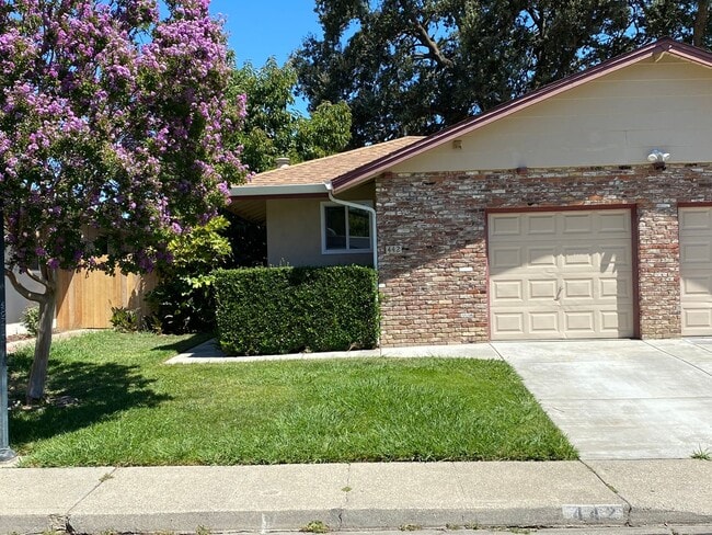 Photo - 2 bed/ 1 bath duplex near Downtown Vacaville