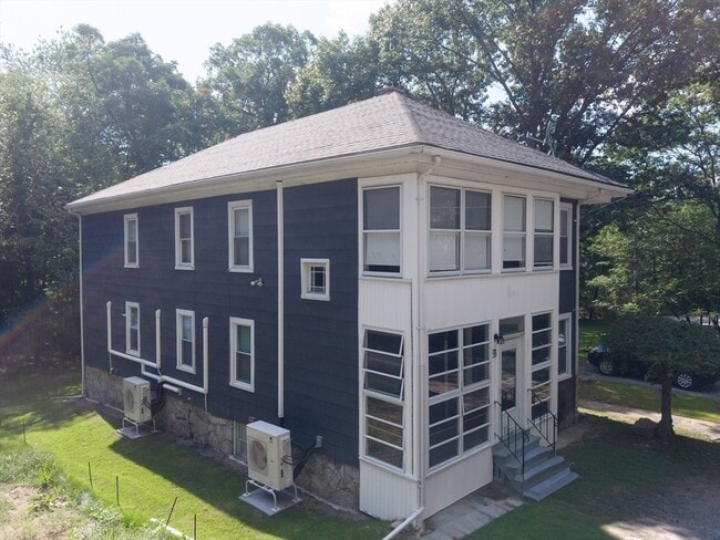 Photo - 33 Dane Ave Unidad 1