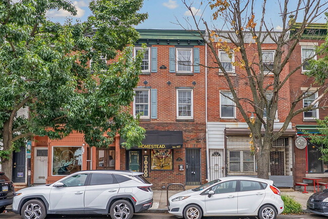 Building Photo - 537 E Girard Ave