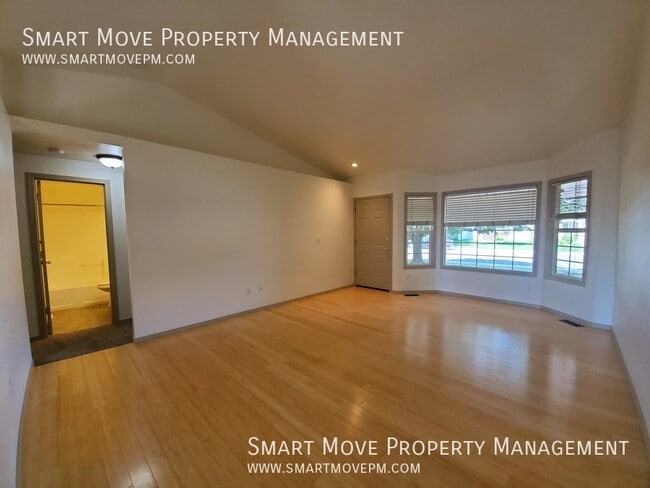 Photo - 7819 W Gillis St