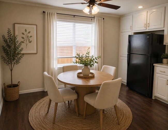 Photo - 21415 Snowblossom Ln