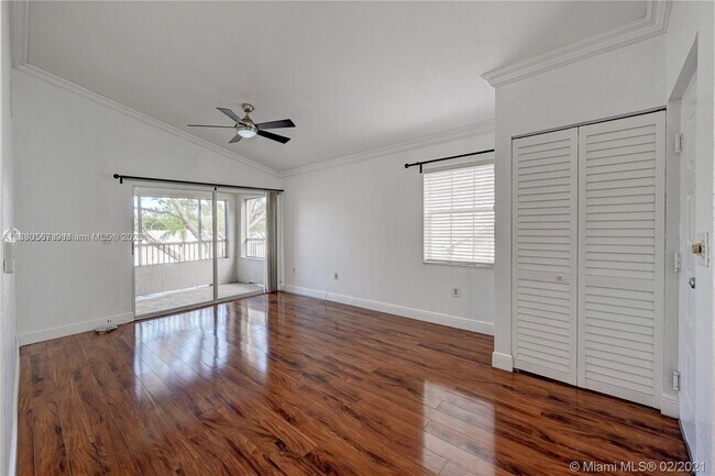 Photo - 2850 N Oakland Forest Dr