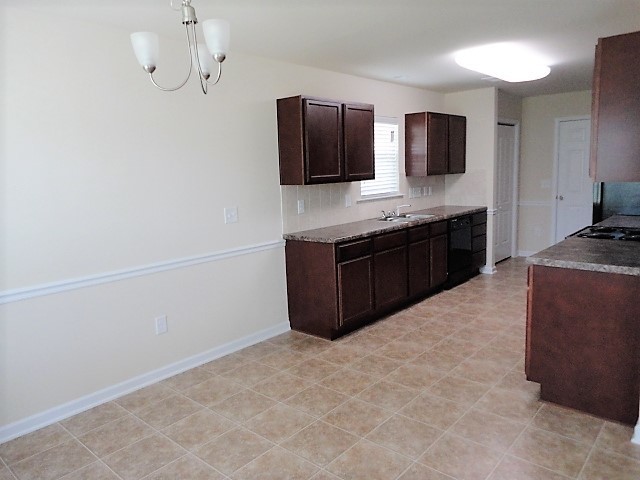 Photo - 102 Graphite Dr