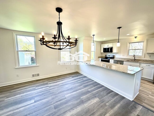 Photo - 4210 College Ave