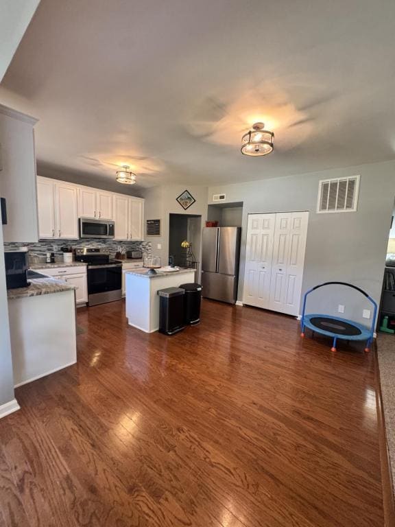 Photo - 5700 Hogan Bridge Dr