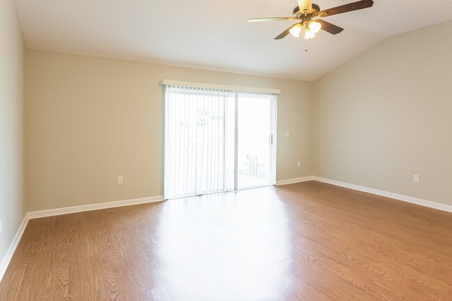 9373 Prosperity Lake Dr