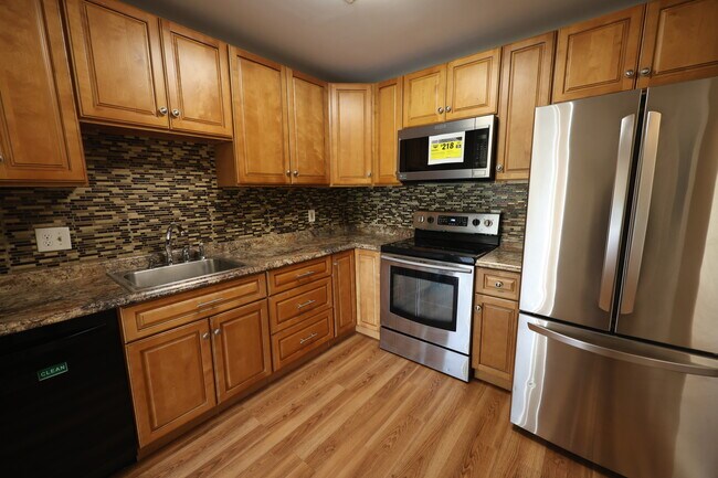 Photo - 14 Heron St Unit 410