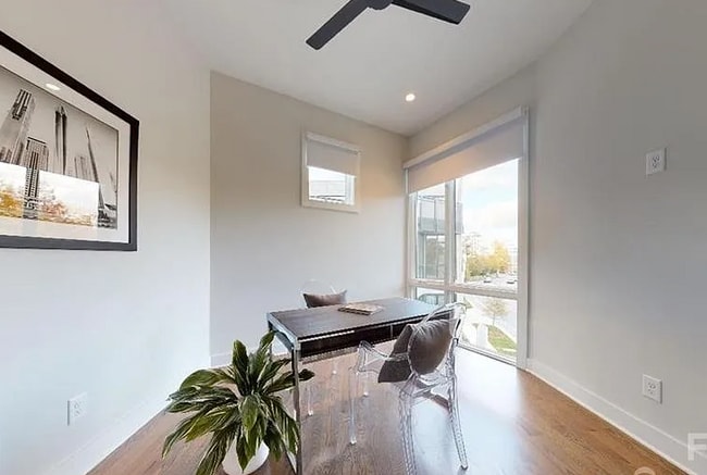Photo - 1056 Kenilworth Ave