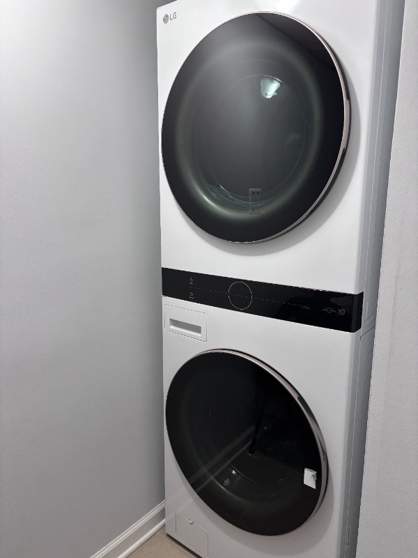 Photo - 1111 Curled Oaks Pl